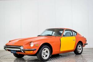 Image 1/50 of Datsun 240 Z (1971)