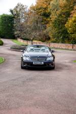 Image 25/41 of Mercedes-Benz SL 55 AMG (2003)
