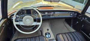 Image 10/21 of Mercedes-Benz 280 SL (1971)