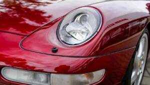 Bild 12/18 von Porsche 911 Carrera 4S (1996)