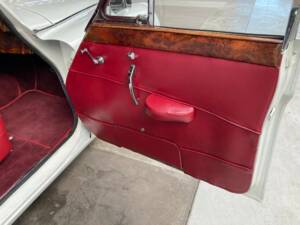 Image 5/38 of Jaguar Mk VII (1952)