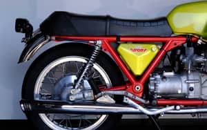 Immagine 14/80 di Moto Guzzi V7 Sport (1972)