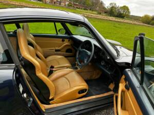 Bild 39/54 von Porsche 911 Targa (1997)