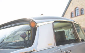 Image 23/53 of Citroën DS 23 Pallas (1972)
