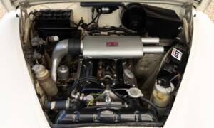 Image 5/50 of Jaguar Mk II 2.4 (1967)