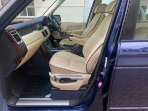 Bild 8/48 von Land Rover Range Rover Vogue V8 (2004)