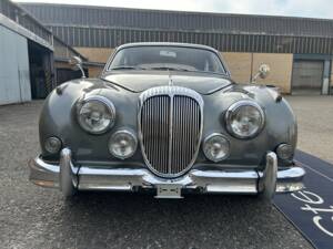 Bild 2/42 von Daimler 2.5 Litre V8 (1967)