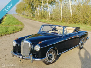 Image 2/49 of Mercedes-Benz 220 S Cabriolet (1958)