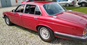 Image 6/14 of Jaguar XJ 12 (1981)