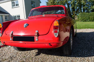 Image 26/60 of Alfa Romeo Giulia 1600 Spider (1963)