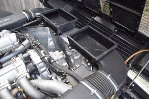 Image 36/43 of Ferrari 512 BBi (1982)