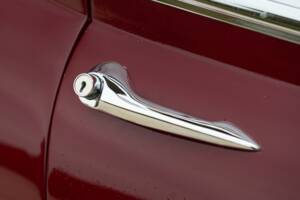 Bild 31/50 von Jaguar Type E V12 (2+2) (1972)