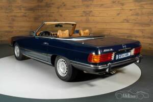 Image 16/19 of Mercedes-Benz 450 SL (1976)