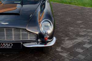 Image 10/79 of Aston Martin DB 6 (1968)