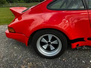 Bild 26/47 von Porsche 911 Carrera 4 (1990)