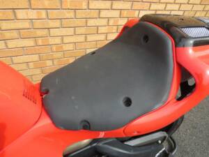 Bild 21/50 von Ducati Desmosedici RR (2008)