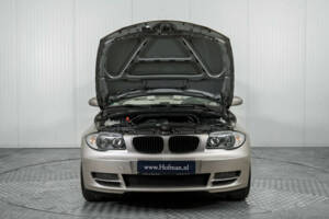 Image 40/50 of BMW 118i (2008)