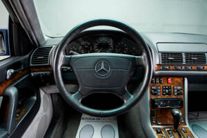 Image 15/28 de Mercedes-Benz 600 SEL (1993)