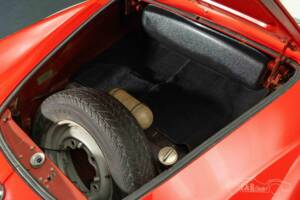 Image 17/19 of Volkswagen Karmann Ghia 1200 (1963)