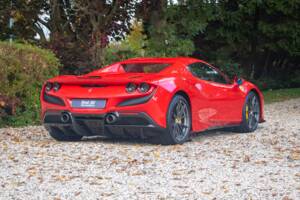 Bild 24/43 von Ferrari F8 Spider (2020)
