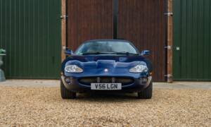 Image 6/50 of Jaguar XKR (2000)