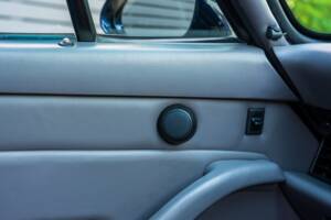 Bild 26/62 von Porsche 911 Carrera 4 (1996)