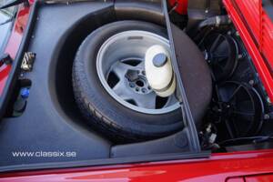 Image 24/27 de Ferrari 328 GTB (1985)