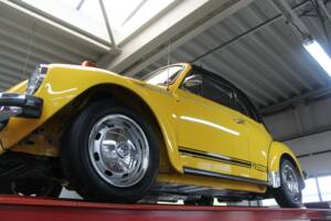 Immagine 11/50 di Volkswagen Maggiolone 1303 (1975)