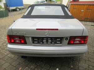 Bild 3/13 von Mercedes-Benz SL 320 (2000)