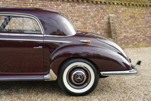 Image 23/50 of Mercedes-Benz 300 S (1953)