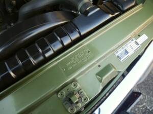 Afbeelding 11/41 van Mercedes-Benz 280 SLC (1977)