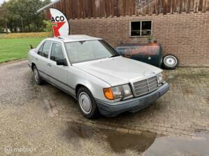Bild 41/41 von Mercedes-Benz 300 D (1987)