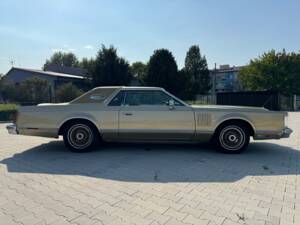 Image 4/31 of Lincoln Continental Diamond Jubilee Gold Edition (1978)