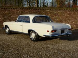 Bild 9/50 von Mercedes-Benz 280 SE 3,5 (1971)