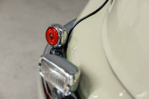 Bild 46/50 von BMW 502 - 3,2 Liter (1955)