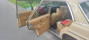 Bild 7/59 von Mercedes-Benz 230&#x2F;4 (1974)