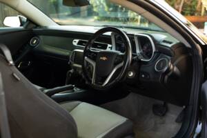 Bild 22/33 von Chevrolet Camaro (2015)