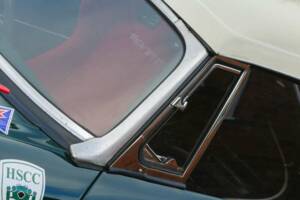 Image 31/50 of MG MGB GT (1965)