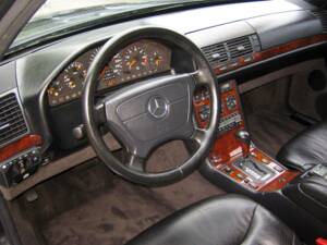 Image 41/45 of Mercedes-Benz 500 SEL (1992)