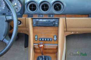 Image 49/50 de Mercedes-Benz 380 SL (1982)