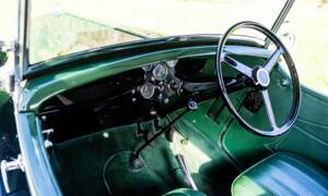 Image 4/50 of Morris Eight (1937)