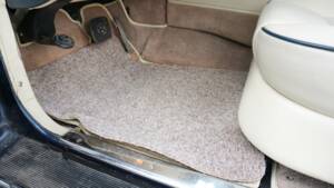 Image 12/45 of Bentley Turbo R (1988)
