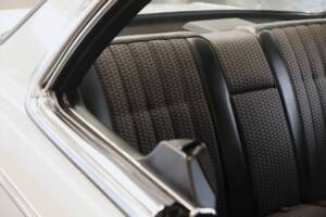 Image 22/36 of Mercedes-Benz 280 CE (1979)