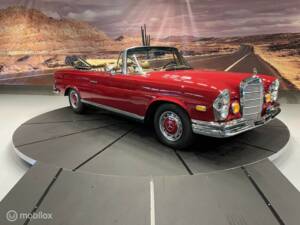 Image 5/40 of Mercedes-Benz 280 SE (1969)