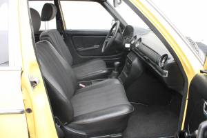 Image 5/10 of Mercedes-Benz 200 D (1982)