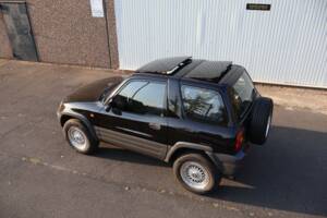 Image 12/55 de Toyota RAV4 (1995)