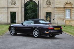 Afbeelding 14/50 van Jaguar XKR (1998)