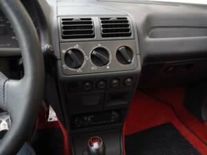 Image 12/50 of Peugeot 205 GTi 1.9 (1988)