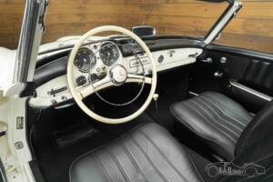 Image 17/19 of Mercedes-Benz 190 SL (1962)