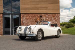 Image 1/58 of Jaguar XK 140 SE DHC (1955)